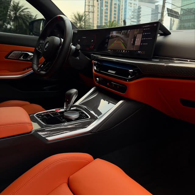 BMW M3 COMPETITION - Imagem 18