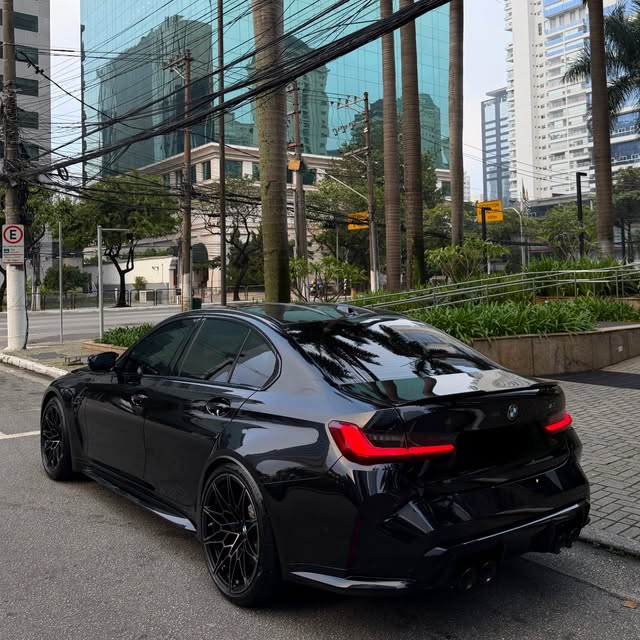 BMW M3 COMPETITION - Imagem 3