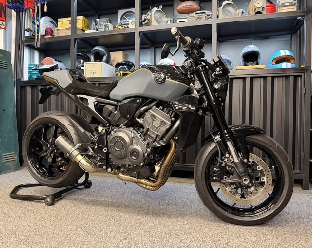HONDA CB1000R - Imagem 7