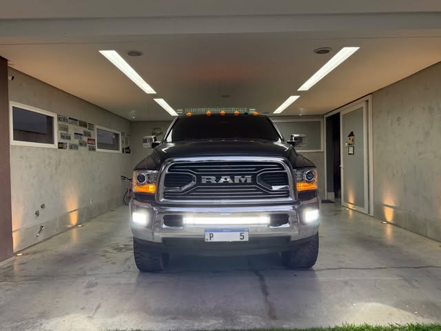 RAM 2500 LARAMIE - Imagem 2