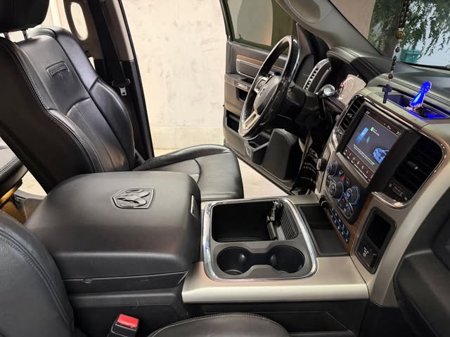 RAM 2500 LARAMIE - Imagem 7