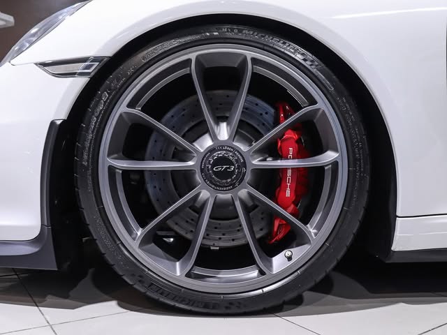 PORSCHE 911 GT3 - Imagem 5
