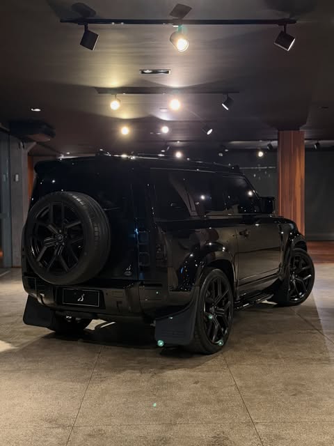 LAND ROVER DEFENDER 90 S - Imagem 2