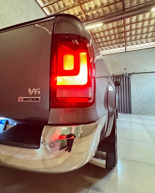 VOLKSWAGEN AMAROK HIGHLINE - Imagem 7