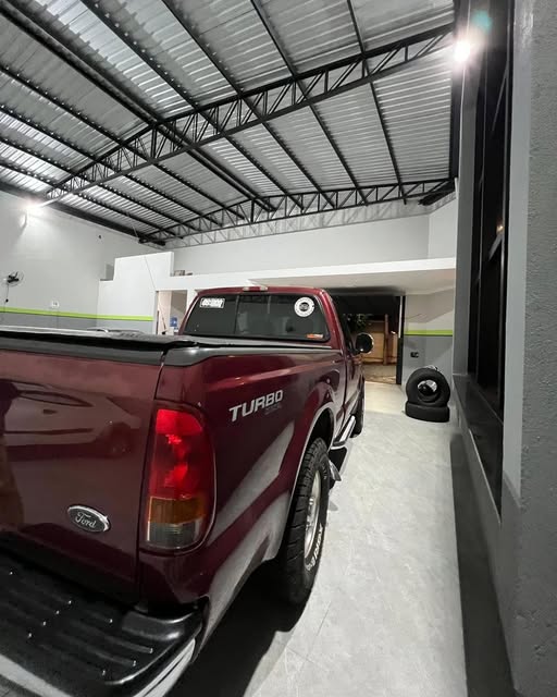 FORD F250 XLT - Imagem 5