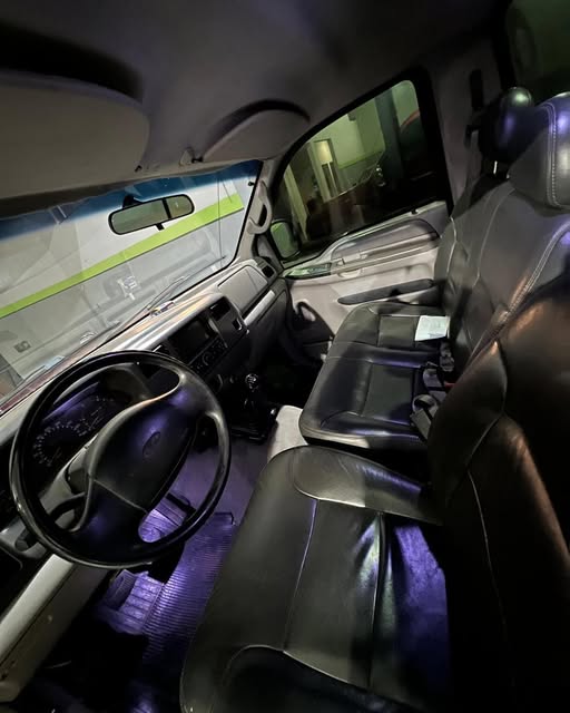 FORD F250 XLT - Imagem 6