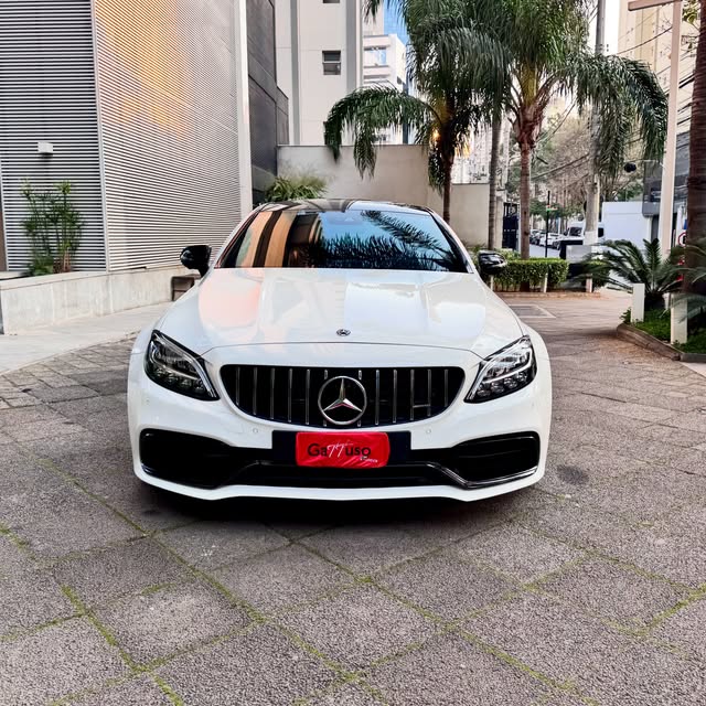 MERCEDES-BENZ C 63 AMG S COUPÉ - Imagem 2