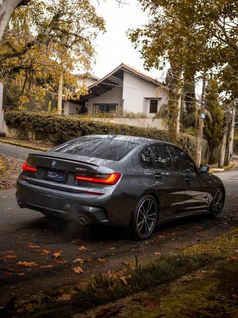 BMW 320I M SPORT - Imagem 1