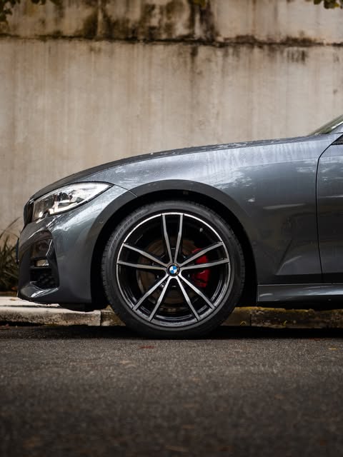 BMW 320I M SPORT - Imagem 11