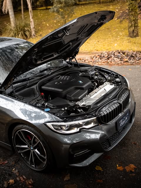 BMW 320I M SPORT - Imagem 13