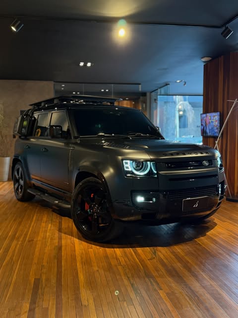LAND ROVER DEFENDER X 110 DIESEL - Imagem 20
