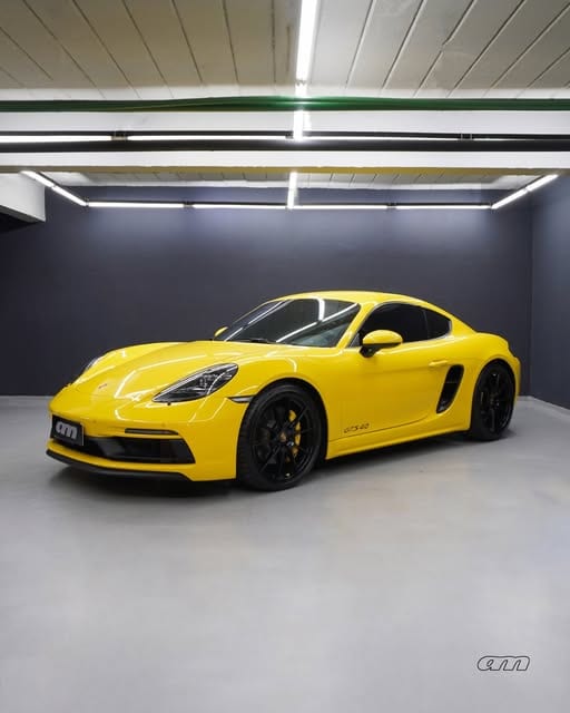 PORSCHE CAYMAN GTS