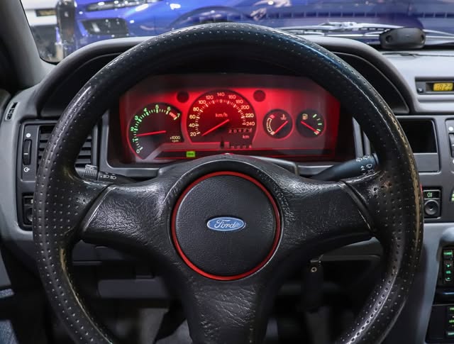 FORD ESCORT XR3 - Imagem 12
