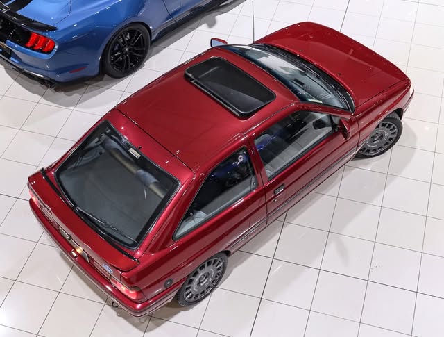 FORD ESCORT XR3 - Imagem 4