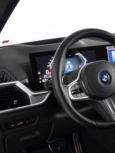 BMW X5 XDRIVE50E M SPORT - Imagem 5