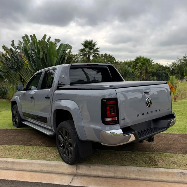 VOLKSWAGEN AMAROK EXTREME V6 - Imagem 6