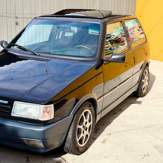 FIAT UNO 1.6R - Imagem 12