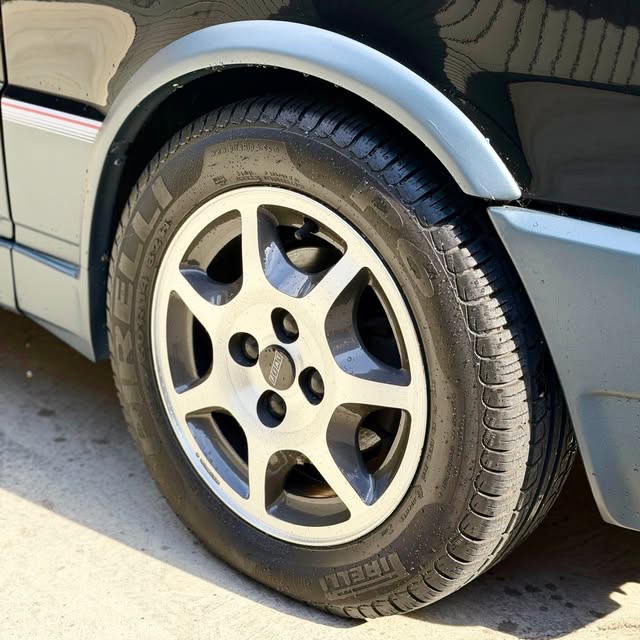 FIAT UNO 1.6R - Imagem 15