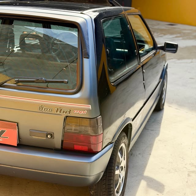FIAT UNO 1.6R - Imagem 16