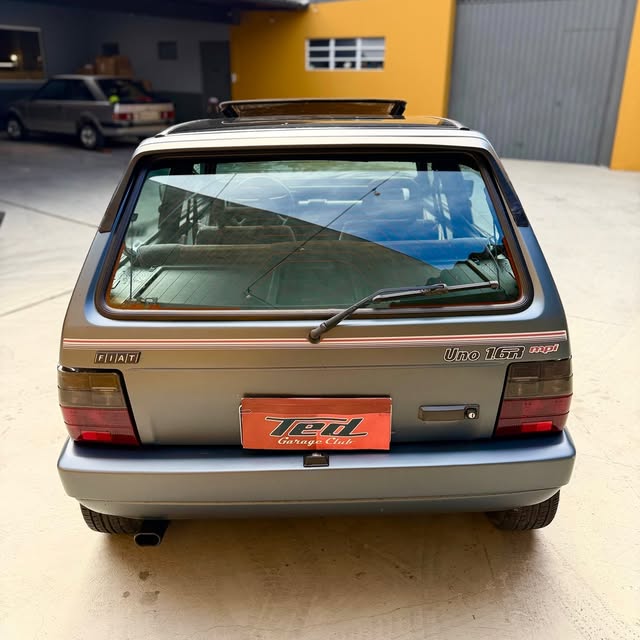 FIAT UNO 1.6R - Imagem 4