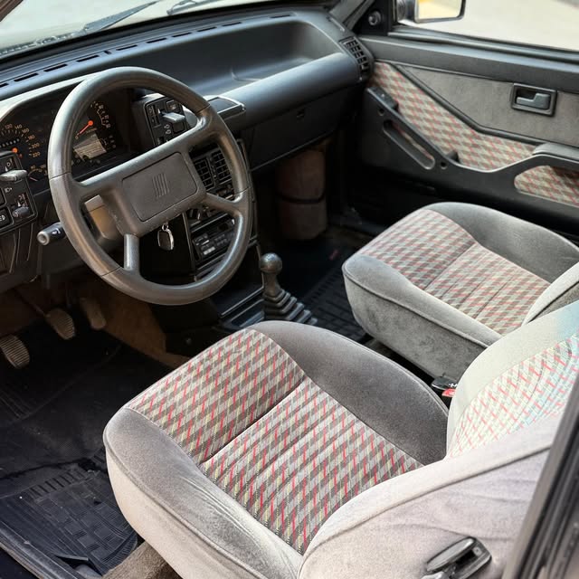FIAT UNO 1.6R - Imagem 5