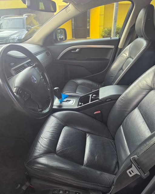 VOLVO XC 70 - Imagem 7