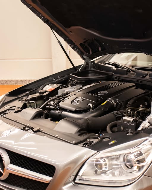 MERCEDES-BENZ SLK 250 - Imagem 2