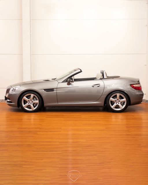 MERCEDES-BENZ SLK 250 - Imagem 3