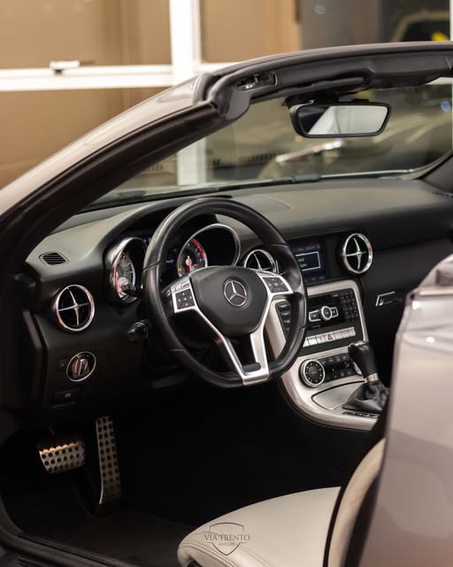 MERCEDES-BENZ SLK 250 - Imagem 7