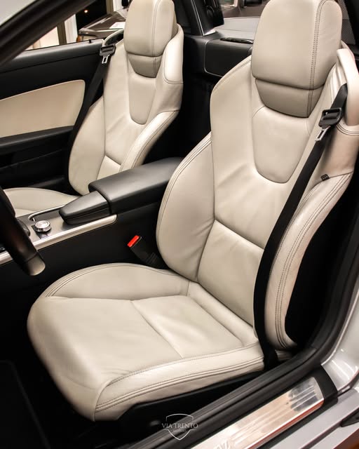 MERCEDES-BENZ SLK 250 - Imagem 10