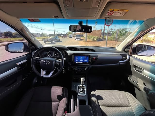 TOYOTA HILUX SR 2.8 TURBO DIESEL 4X4 AUTOMÁTICO - Imagem 5