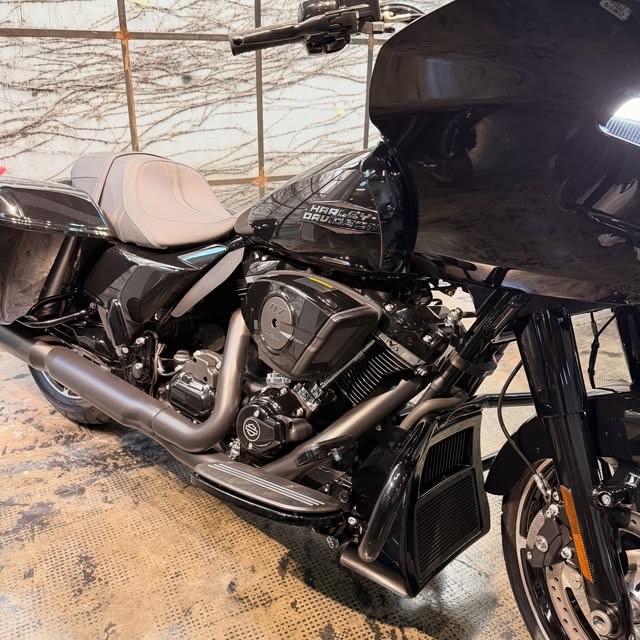 HARLEY-DAVIDSON ROAD GLIDE - Imagem 4
