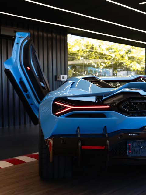 LAMBORGHINI REVULTO - Imagem 15