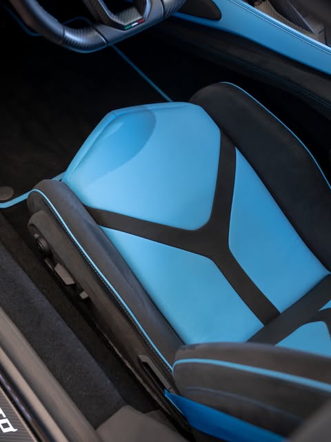 LAMBORGHINI REVULTO - Imagem 20