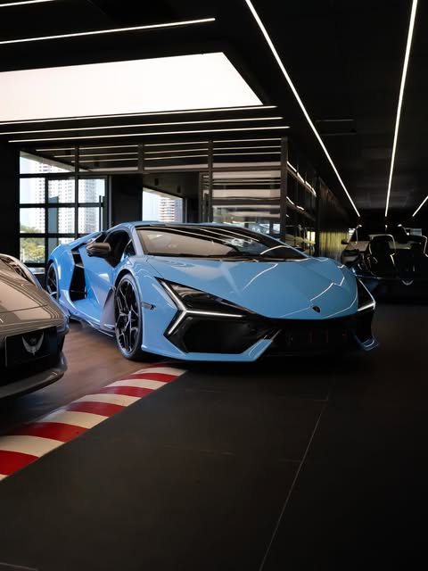 LAMBORGHINI REVULTO - Imagem 3