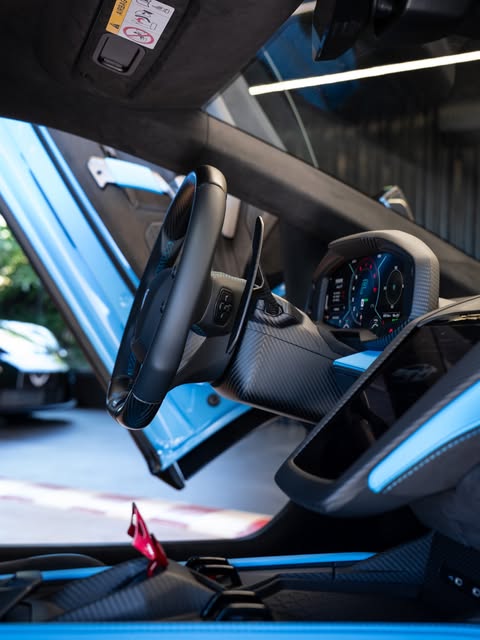 LAMBORGHINI REVULTO - Imagem 8