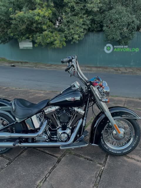 HARLEY-DAVIDSON SOFTAIL DELUXE - Imagem 2