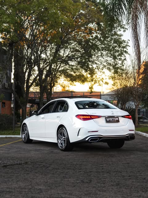 MERCEDES-BENZ C200 AMG LINE - Imagem 11