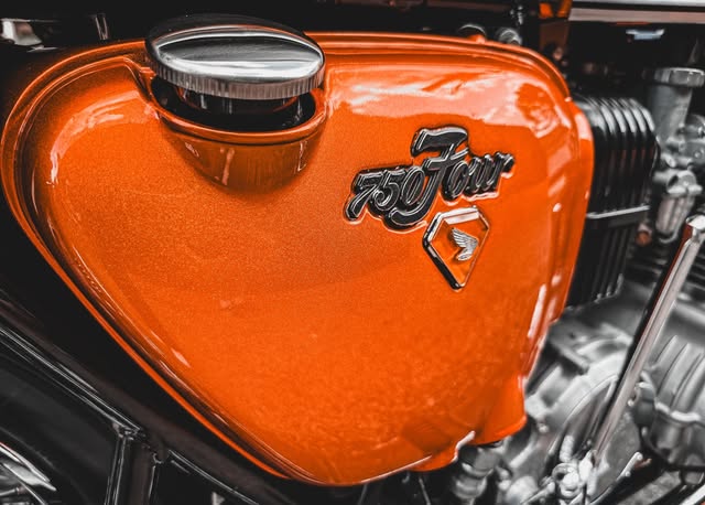 HONDA CB750 FOUR - Imagem 3