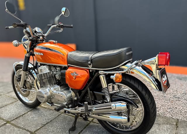 HONDA CB750 FOUR - Imagem 6
