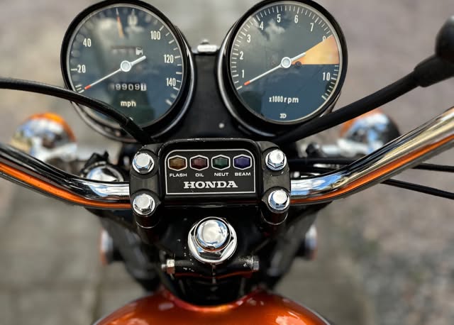 HONDA CB750 FOUR - Imagem 8