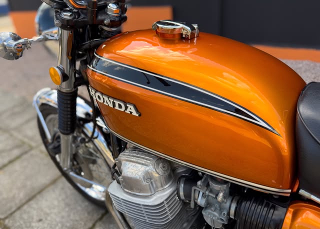 HONDA CB750 FOUR - Imagem 9