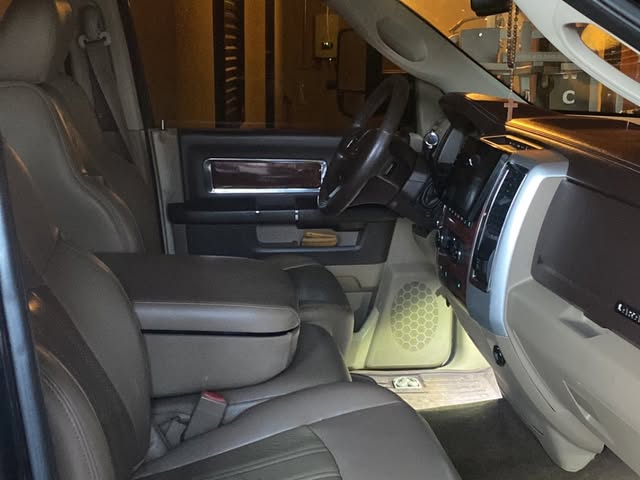 RAM 2500 LARAMIE - Imagem 7