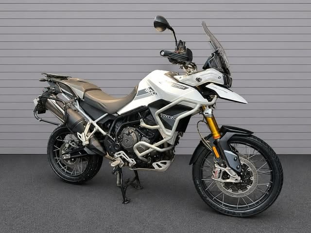 TRIUMPH TIGER 900 RALLY PRO