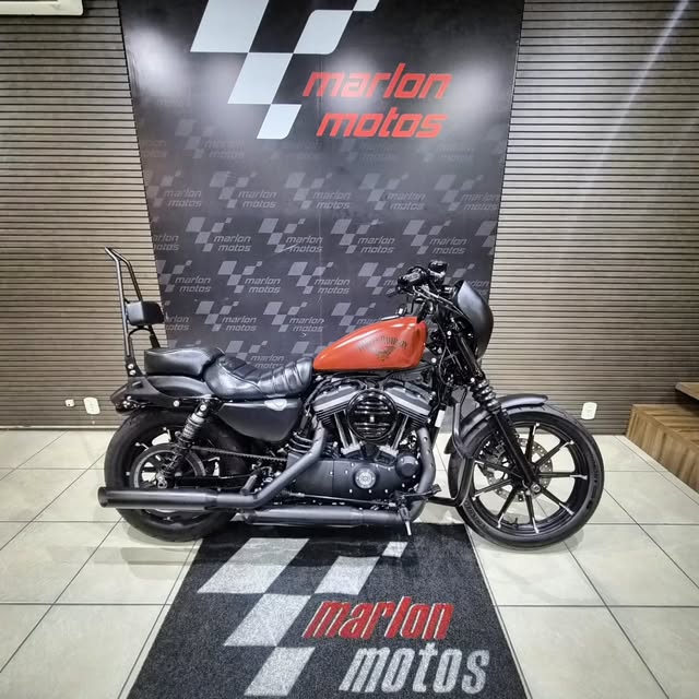 HARLEY-DAVIDSON IRON 883 - Imagem 1