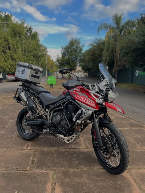 TRIUMPH TIGER 800 XCA - Imagem 4