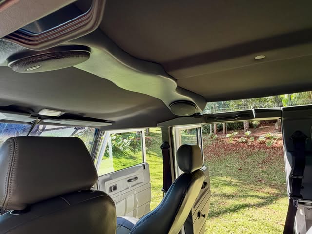 LAND ROVER DEFENDER - Imagem 12