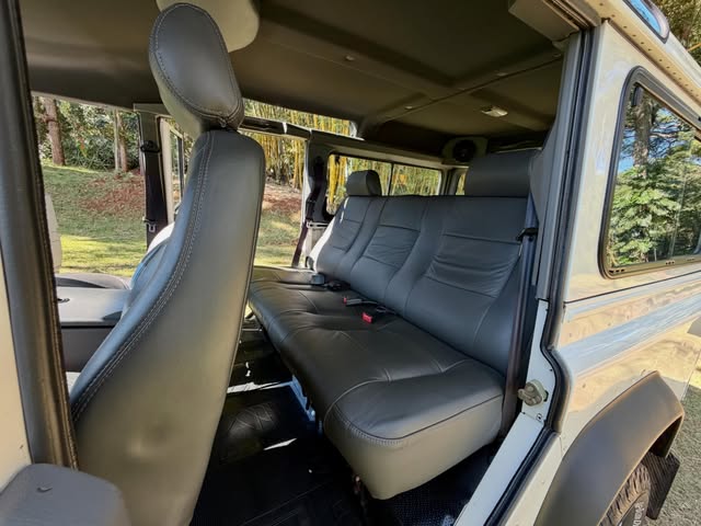 LAND ROVER DEFENDER - Imagem 7