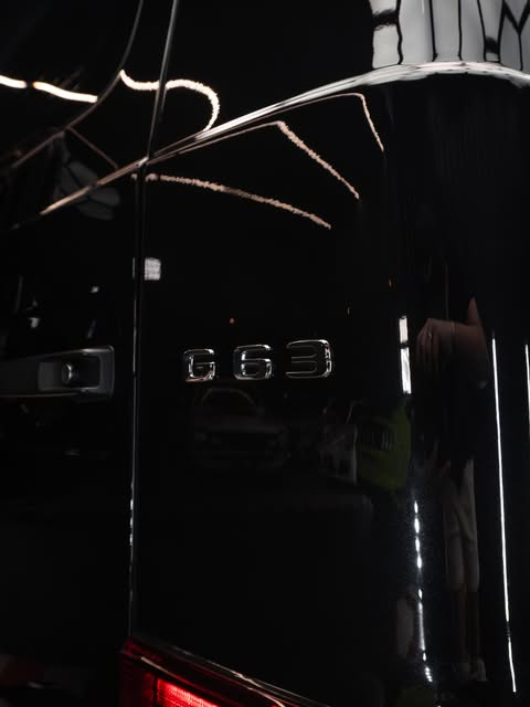 MERCEDES-BENZ G63 - Imagem 19
