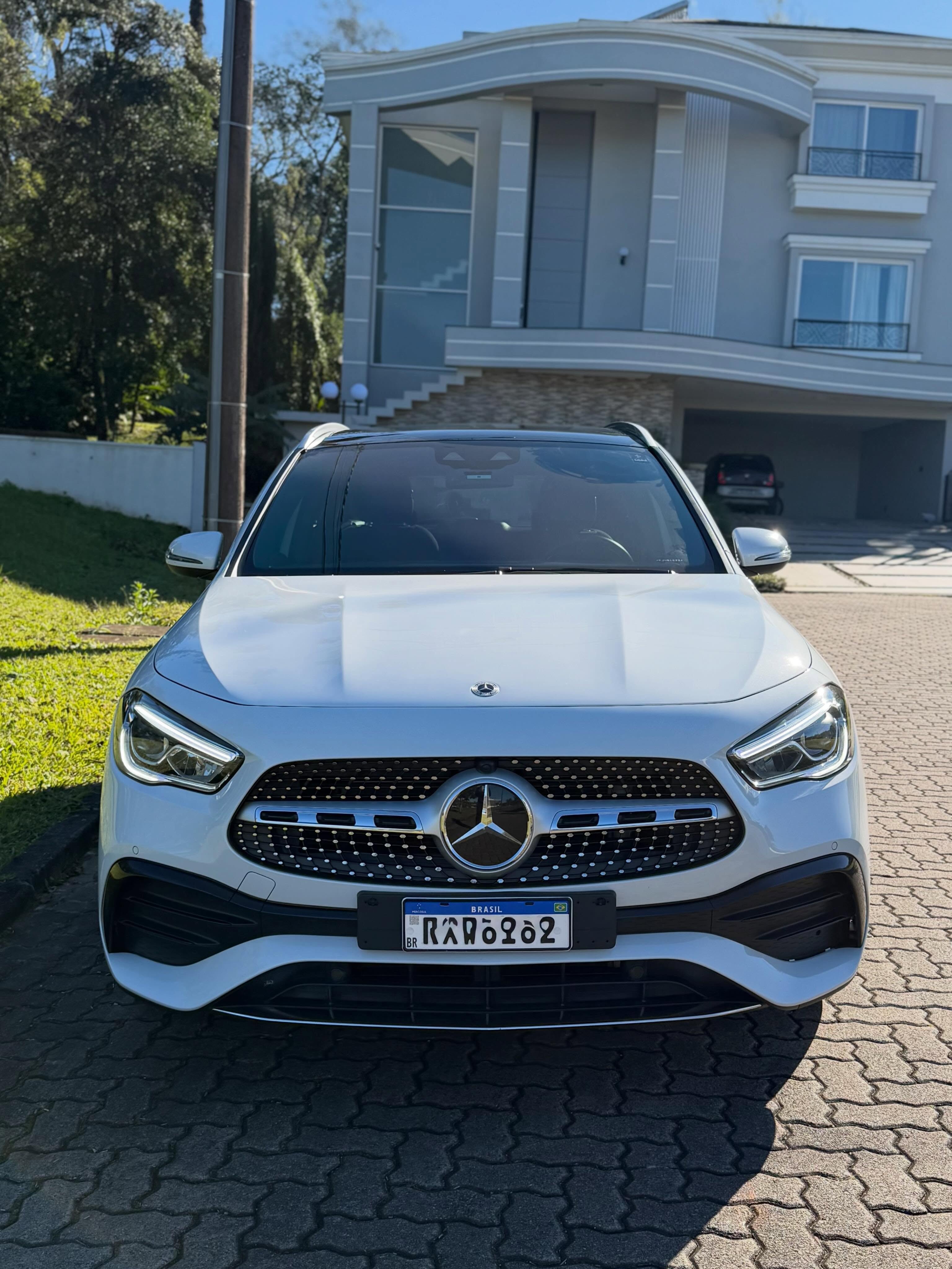 MERCEDES-BENZ GLA 200 AMG LINE - Imagem 2